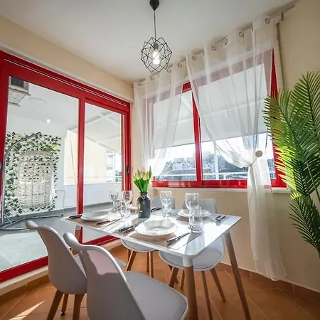 City Center Apartment With Balcony Durres Exterior photo